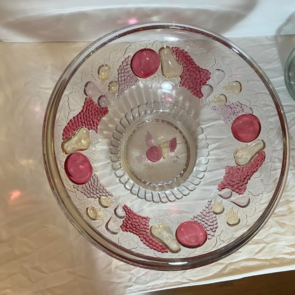 Westmoreland Glass Della Robbia Fruit Bowl Vintage EUC - Picture 2 of 14